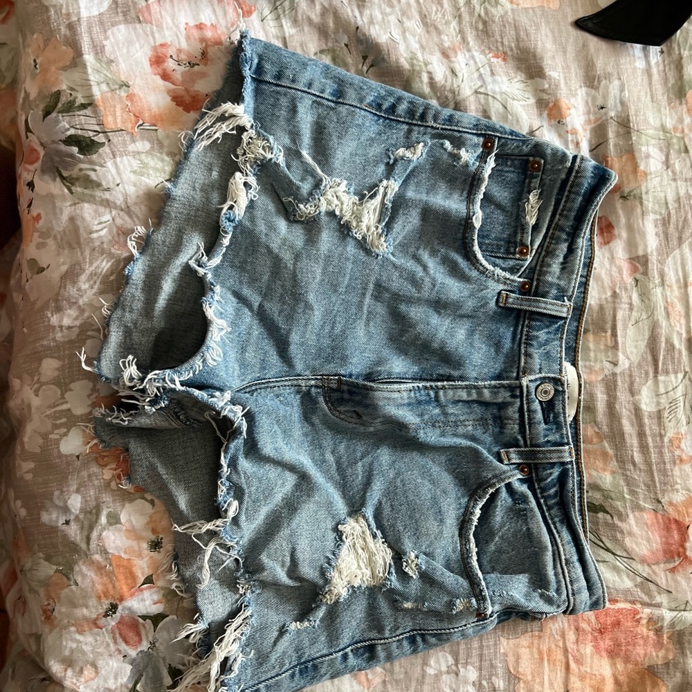 BRAND NEW ABERCROMBIE & FITCH JEAN SHORTS